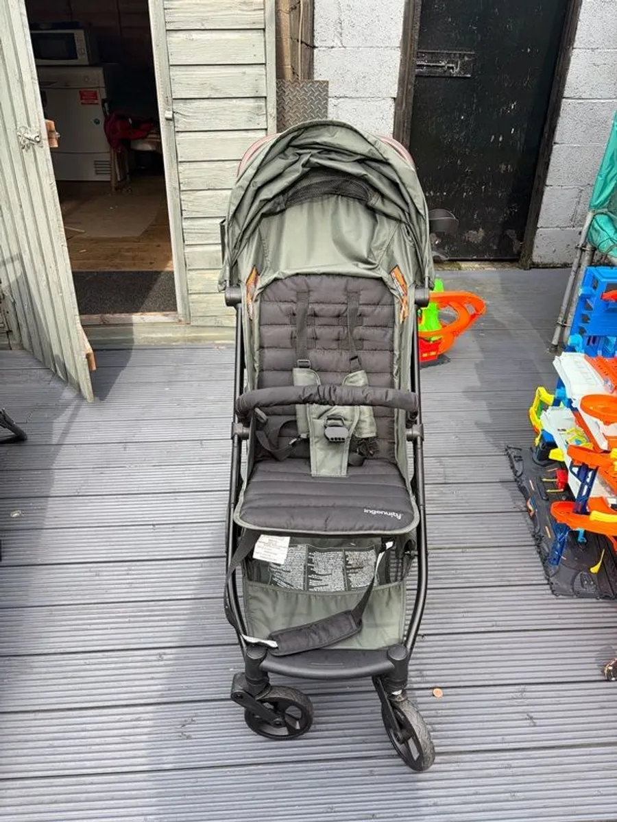 Lightweight Stroller - Image 1