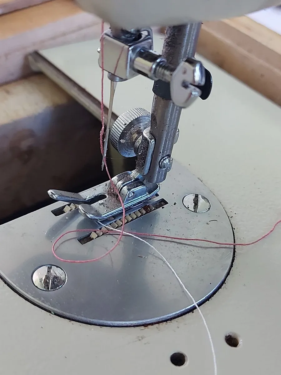 Brother Sewing Machine Model E, 671, With Pedal-Po - Image 3