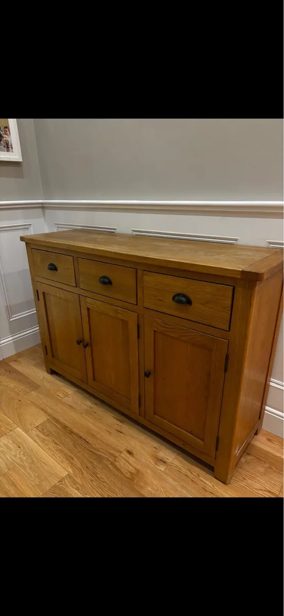 oak 3 door 3 drawer sideboard