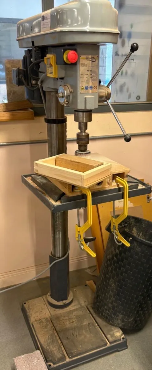 Ex school floor standing pillar drills - Image 3