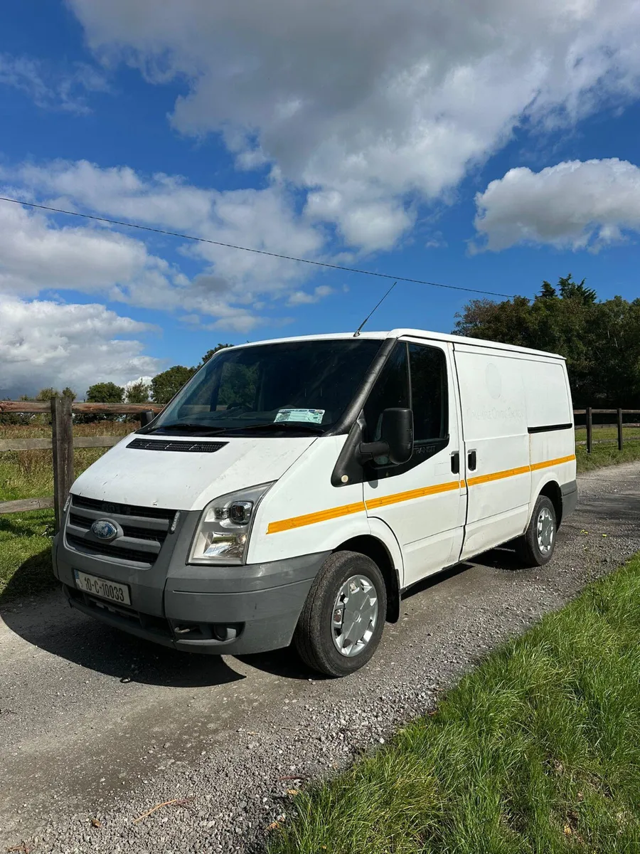 Ford Transit 2010 - Image 1