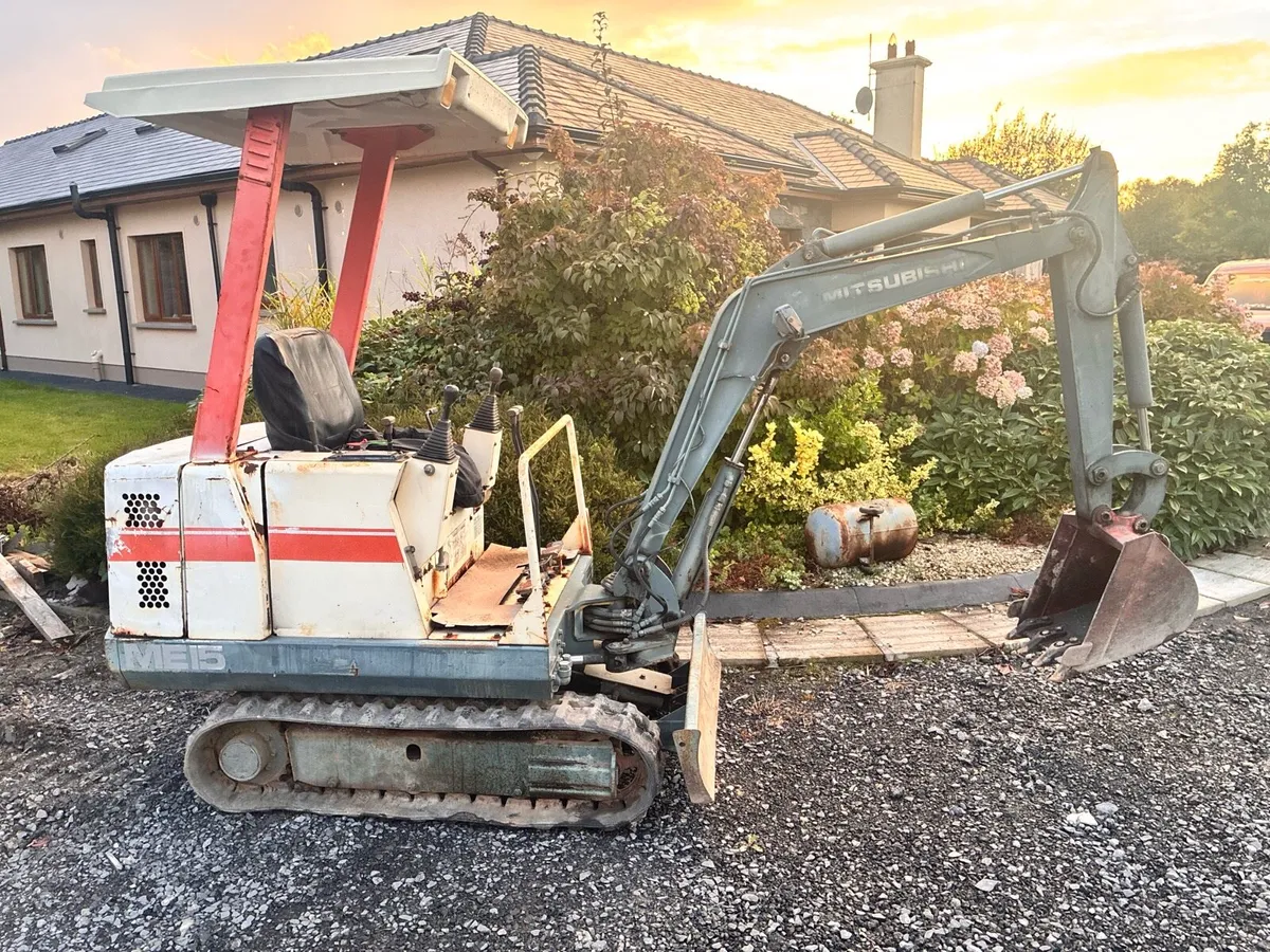 Mitsubishi 1.5 ton - Image 3