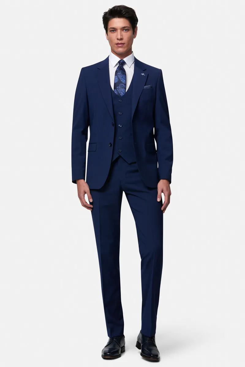 Benetti 3 piece Suit - Image 1