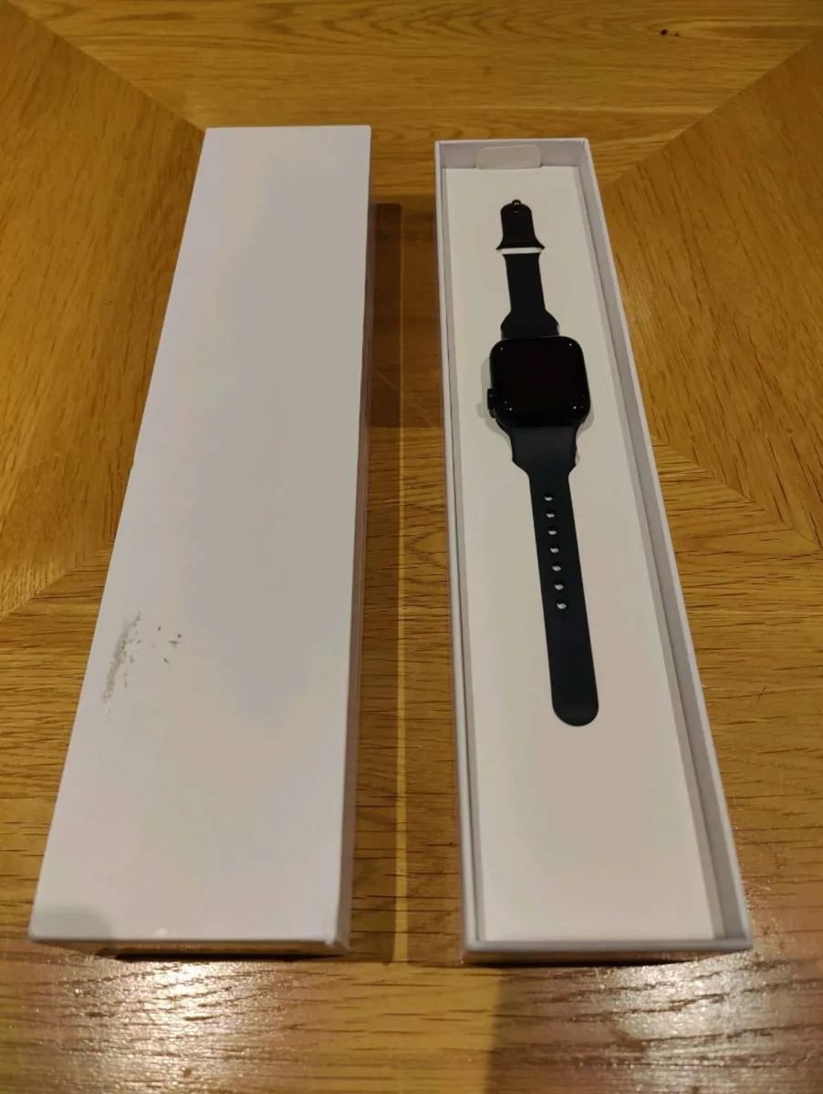 Apple Watch SE 40mm - Image 3