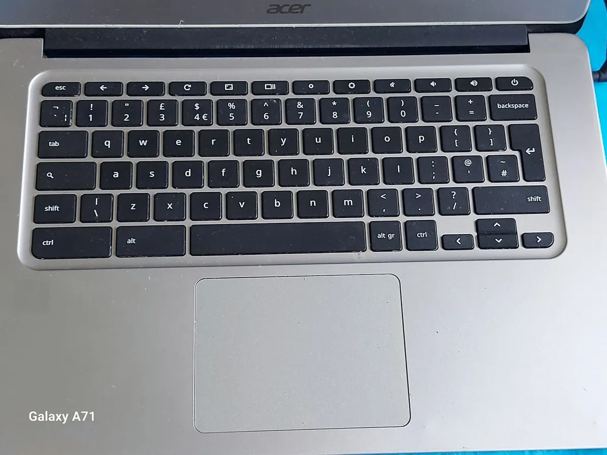 ACER ChromeBook, Silver, 16GB, in excellent condit - Image 4