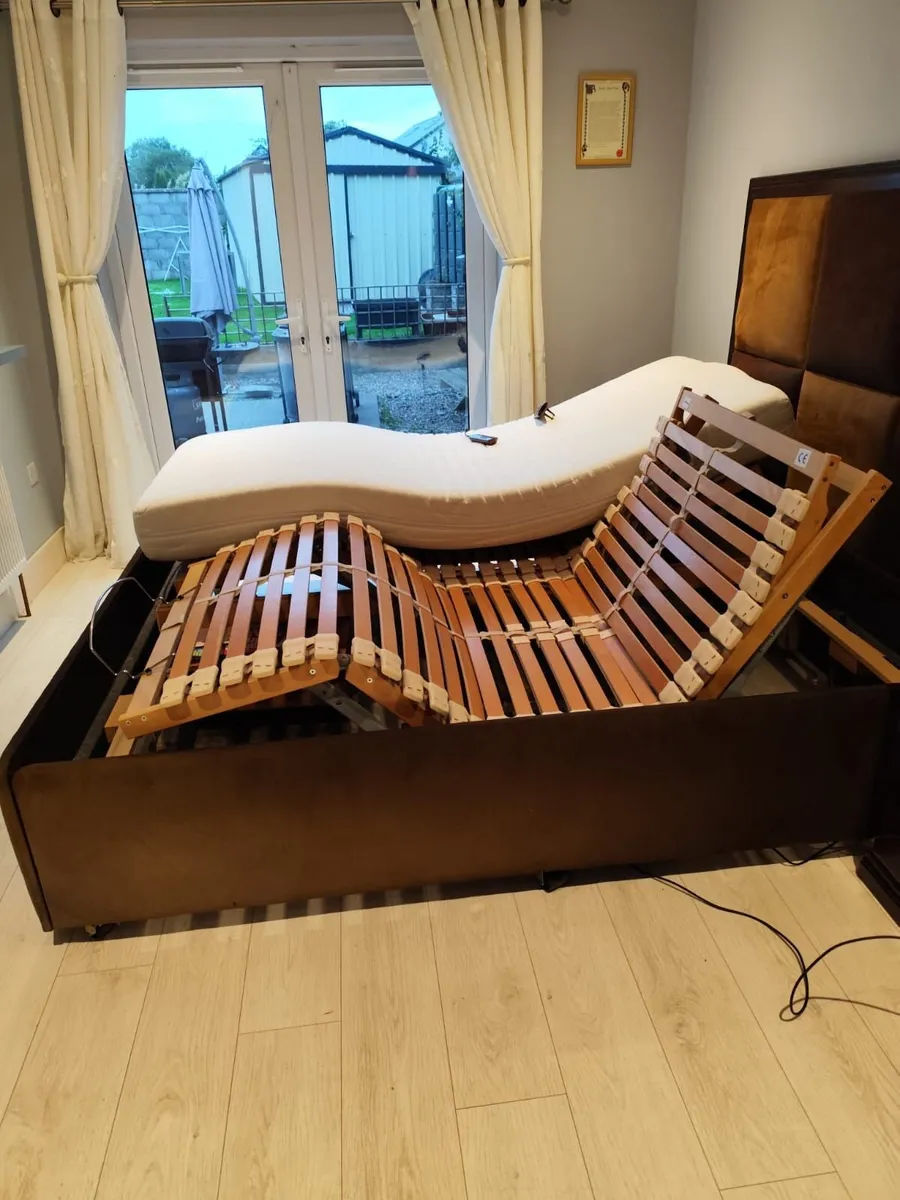 mattress and base - Image 1