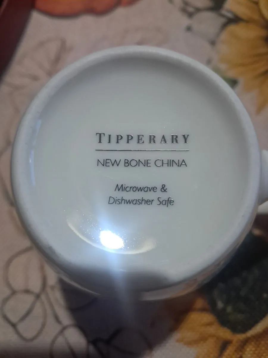 Tipperary Crystal mug set - Image 3