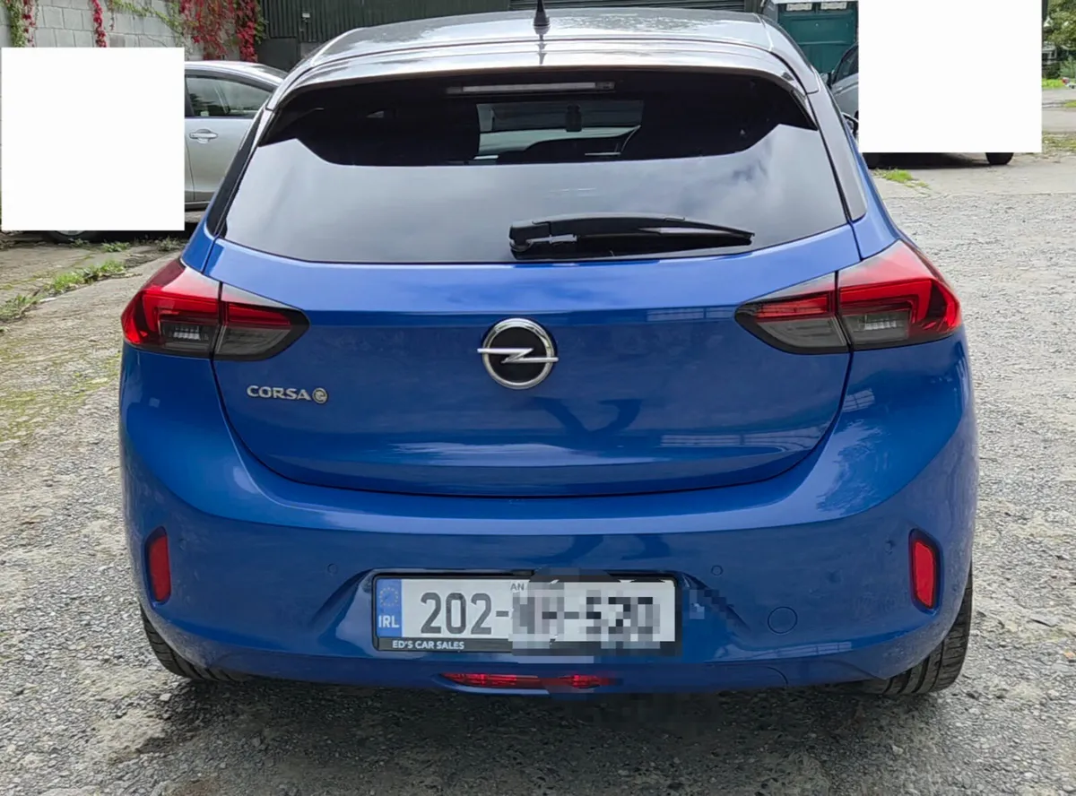 Opel Corsa 2020 Elite 136 PS Electric 104km - Image 4