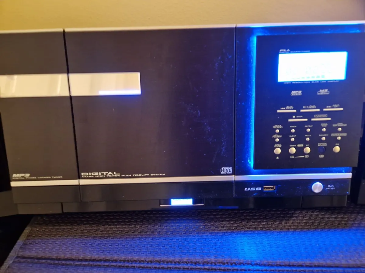 Morphy Richards Hifi System TUNER CD MP3 USB AUX - Image 2