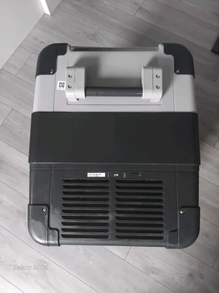 12 volt fridge - Image 4