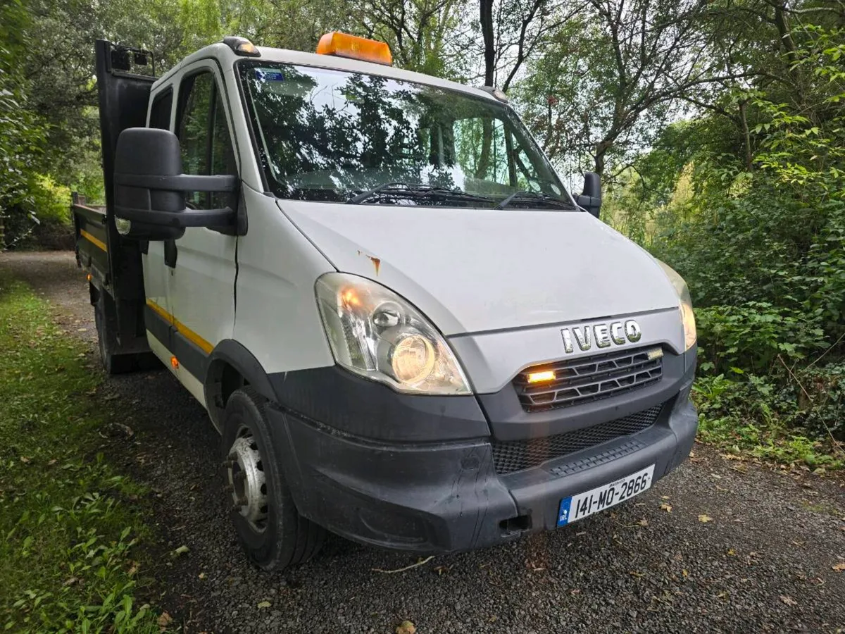 2014 iveco Daily crew cab tipper - Image 1