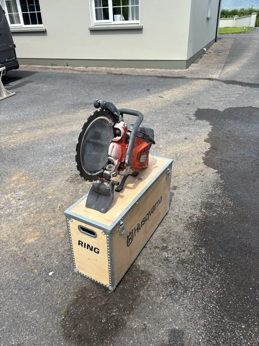 Saw - Image 3