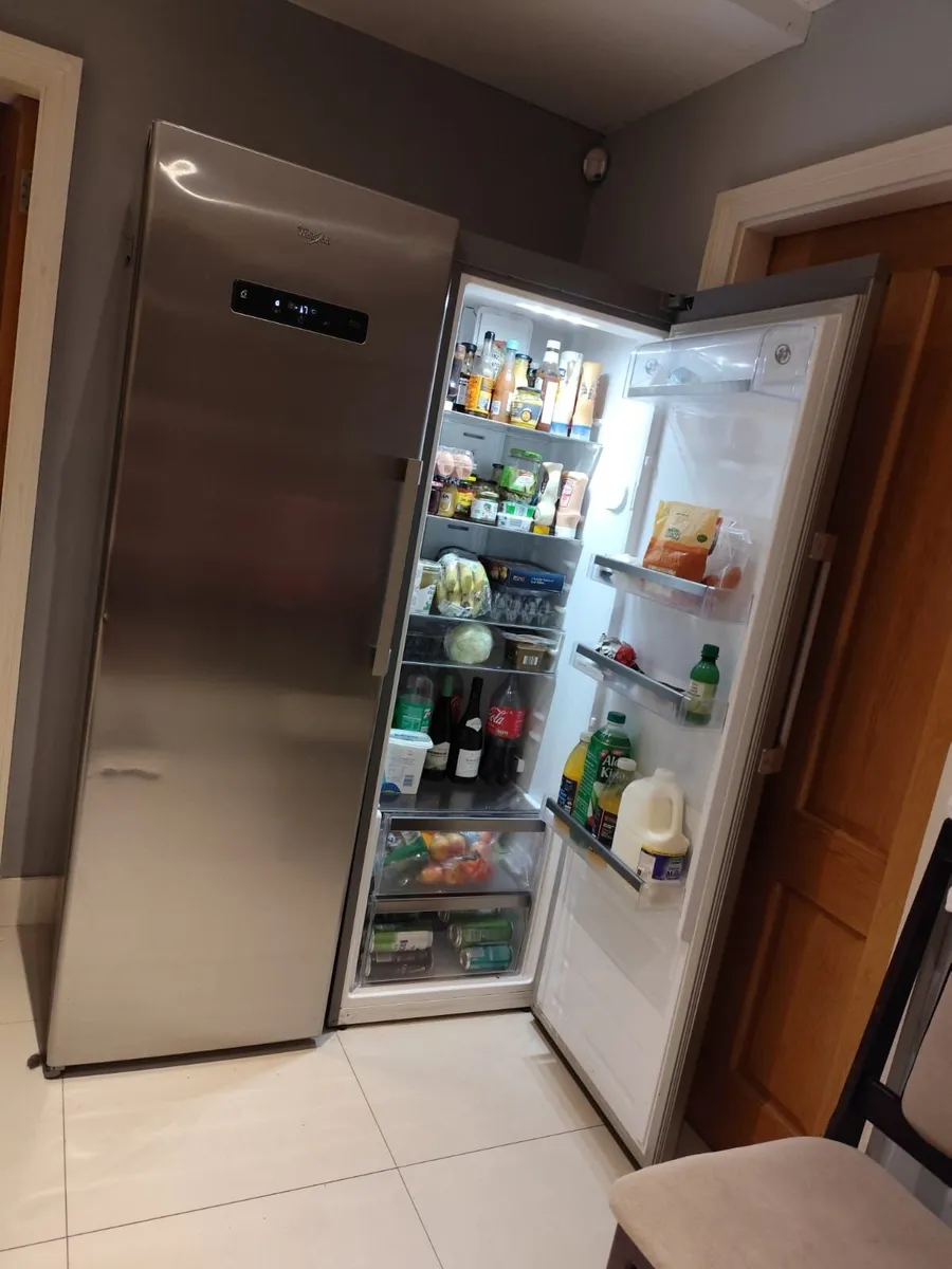 fridge and freezer - Image 3