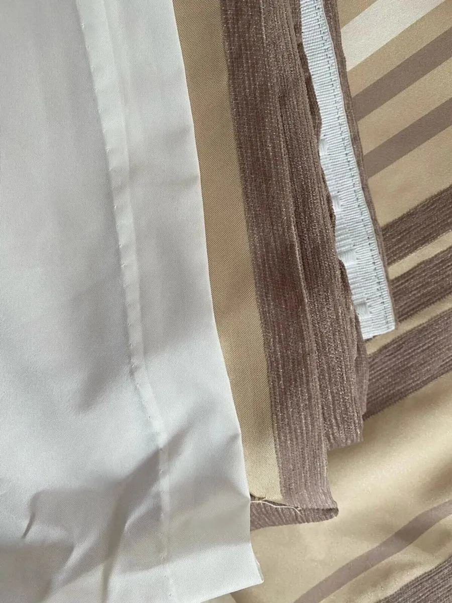 Gorgeous Pair of Fully Lined Curtains 90” x 72” - Image 4