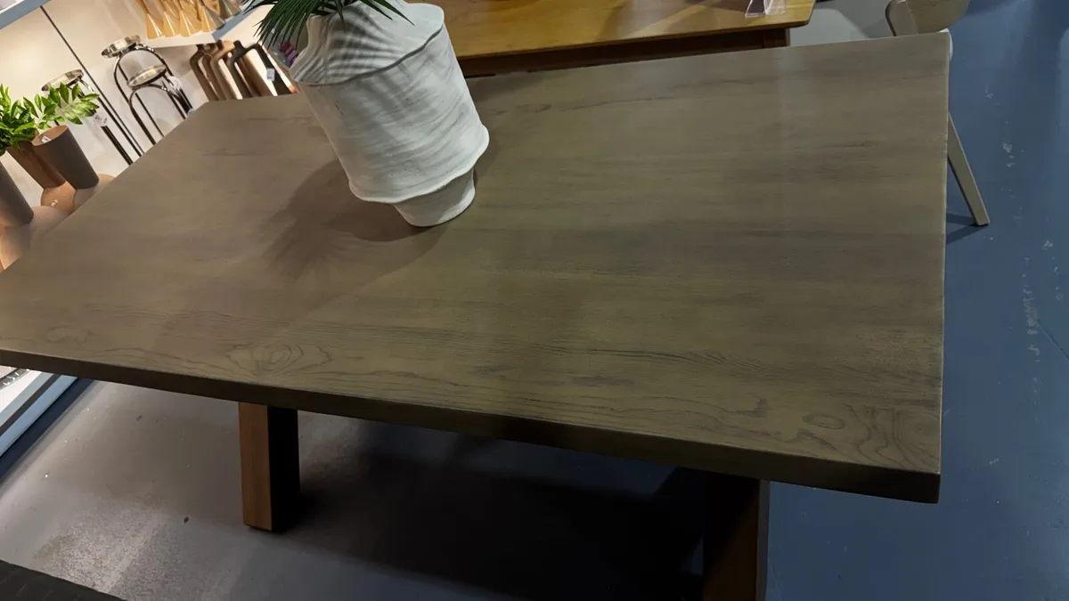Solid Oak Dining Table Ex Display Like New - Image 1