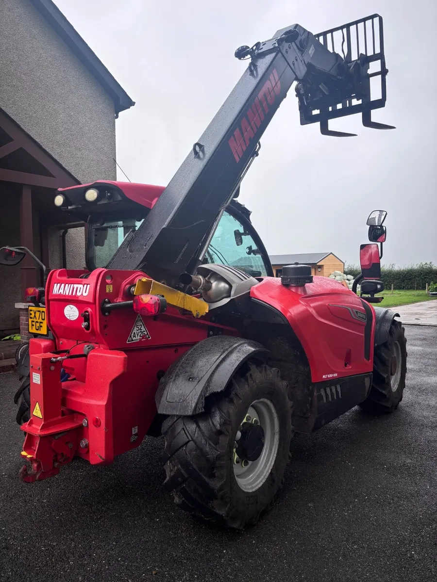 Manitou MLT 630-105 telehandler shovel - Image 3
