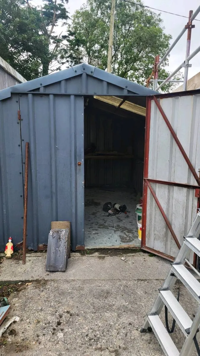 Shed - Image 2