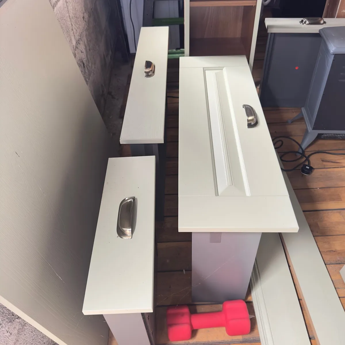 Kitchen Island - Image 3