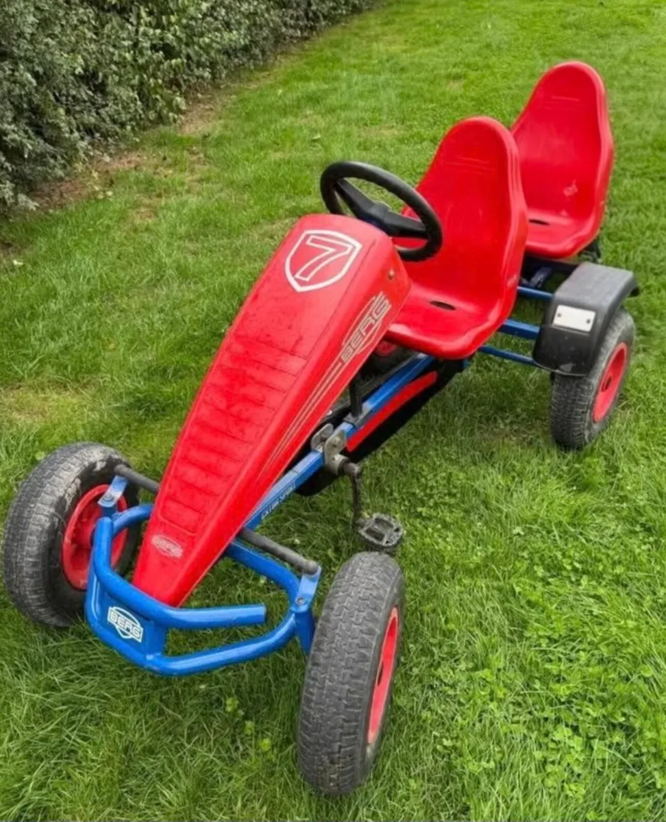 BERG EXTRA SPORT GO CART 7 ONE OF THE WHEELS MIGHT - Image 1