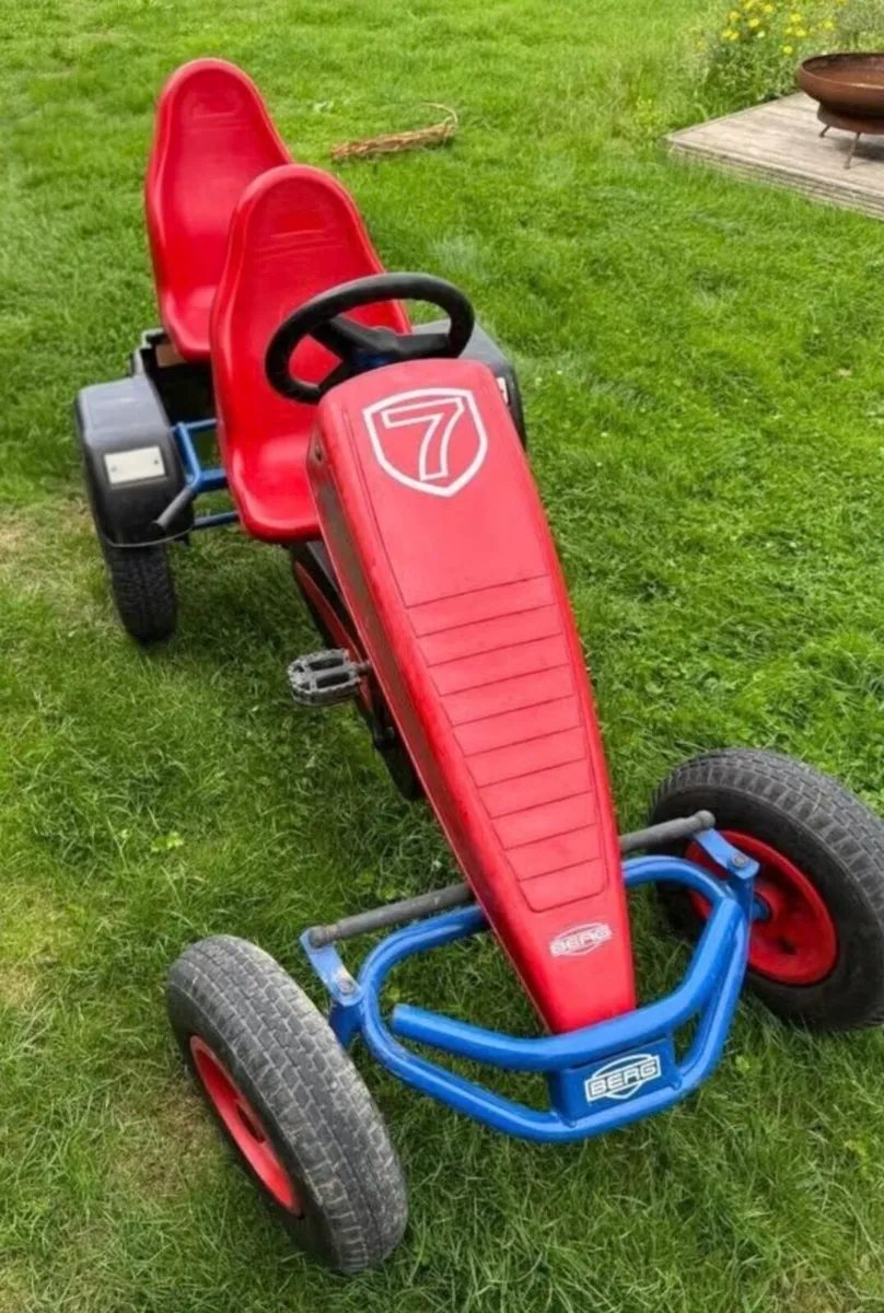 BERG EXTRA SPORT GO CART 7 ONE OF THE WHEELS MIGHT - Image 2