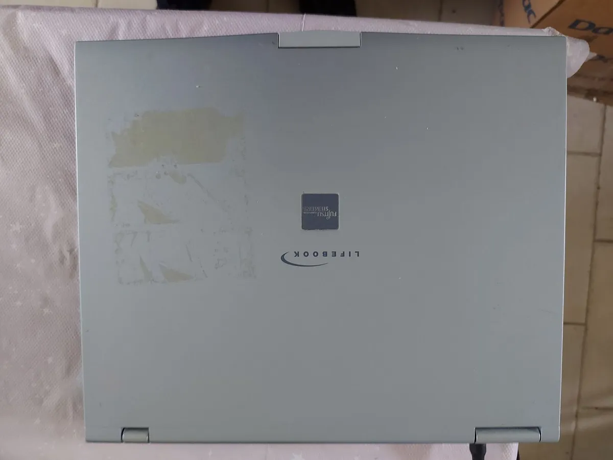 Rare Vintage Fujitsu Siemens Lifebook, E Series, F - Image 4