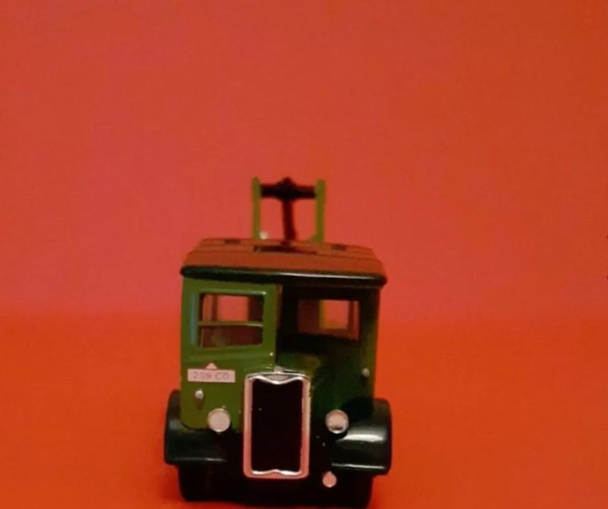 Dublin Bus on Tow, Free Post - Image 2