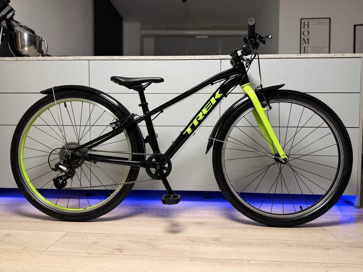 TREK Wahoo Junior Bike 26 inch - Image 1