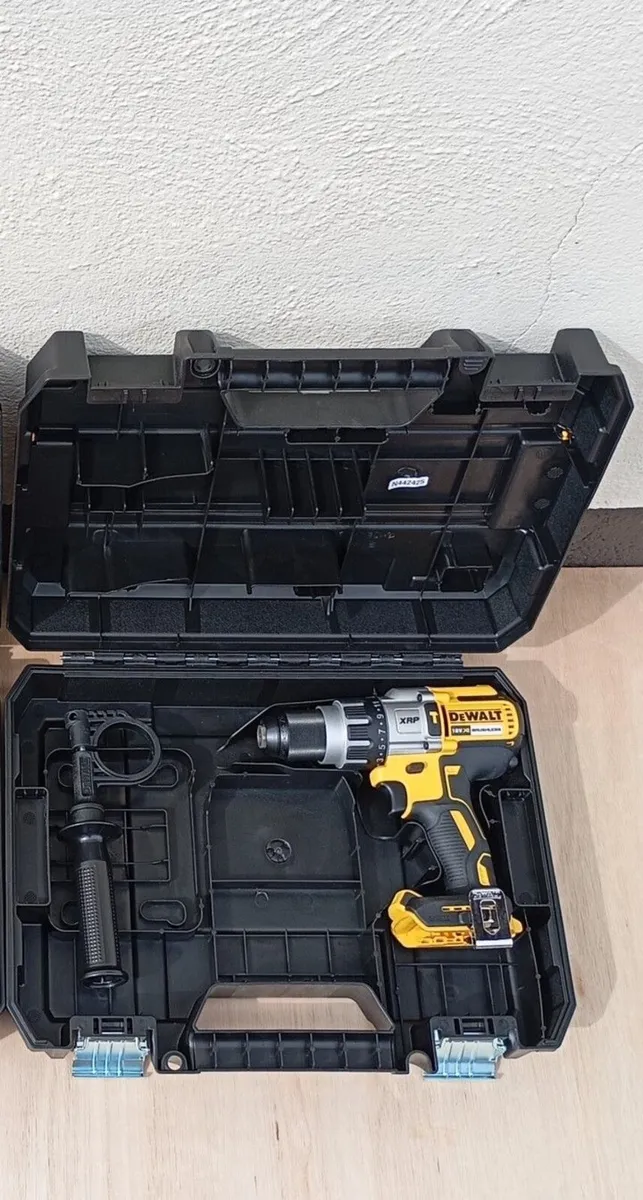 DeWalt dcd996 Combi Drill (New) - Image 1