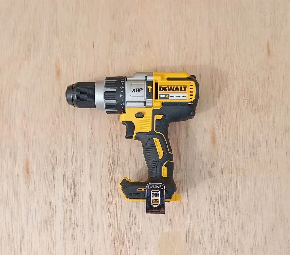 DeWalt dcd996 Combi Drill (New) - Image 3