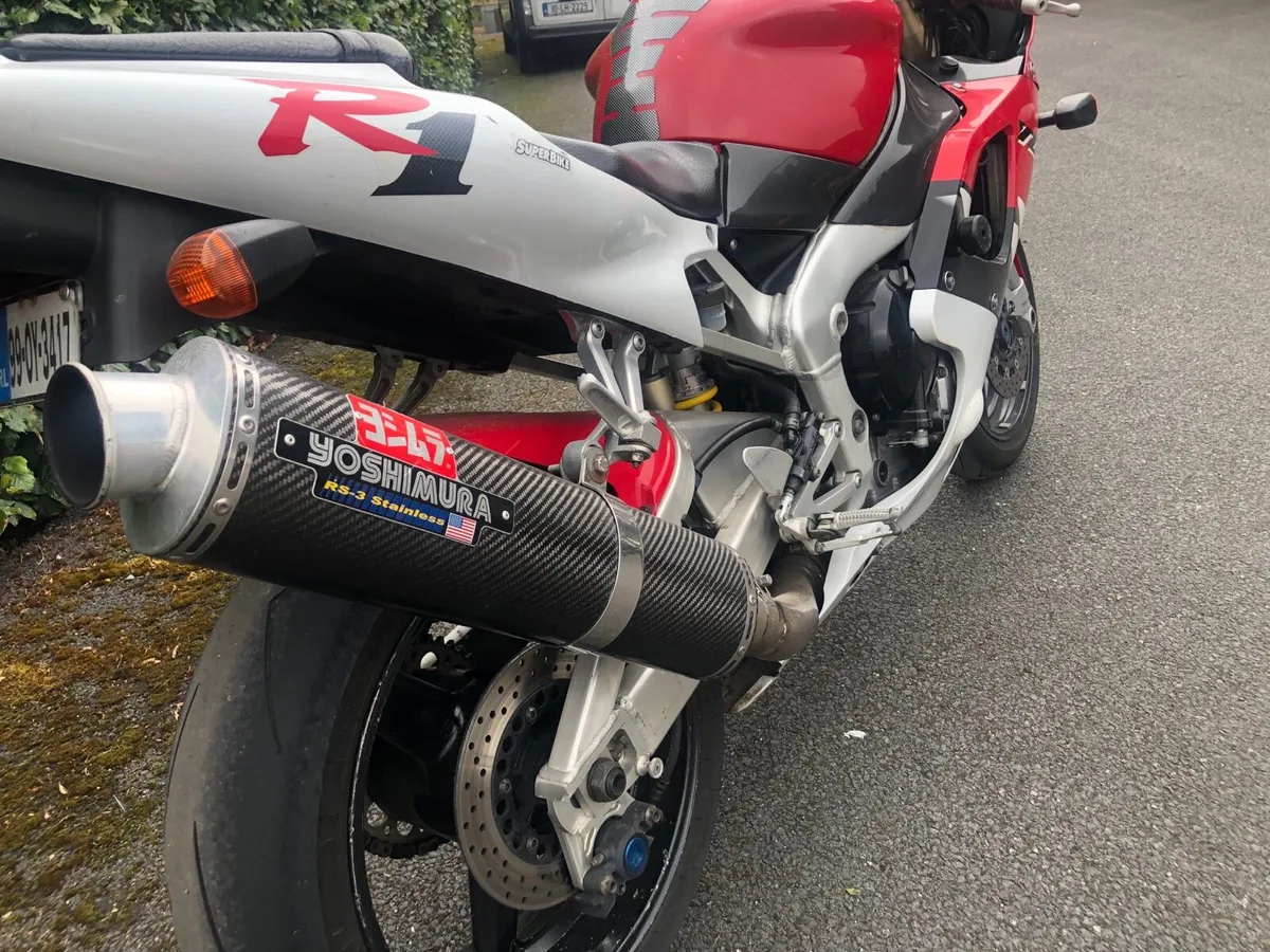 Yamaha YZF R1 - Image 3