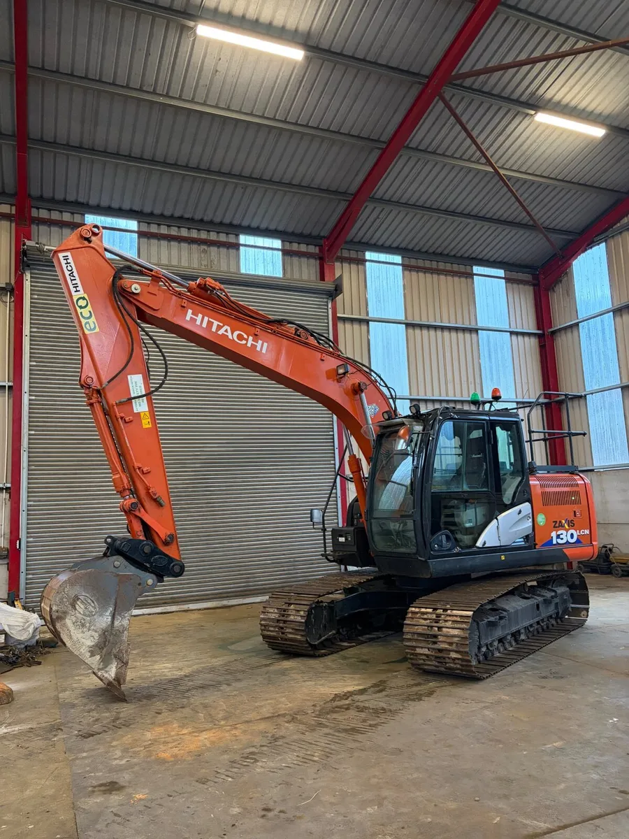 Hitachi 130-6 - Image 1