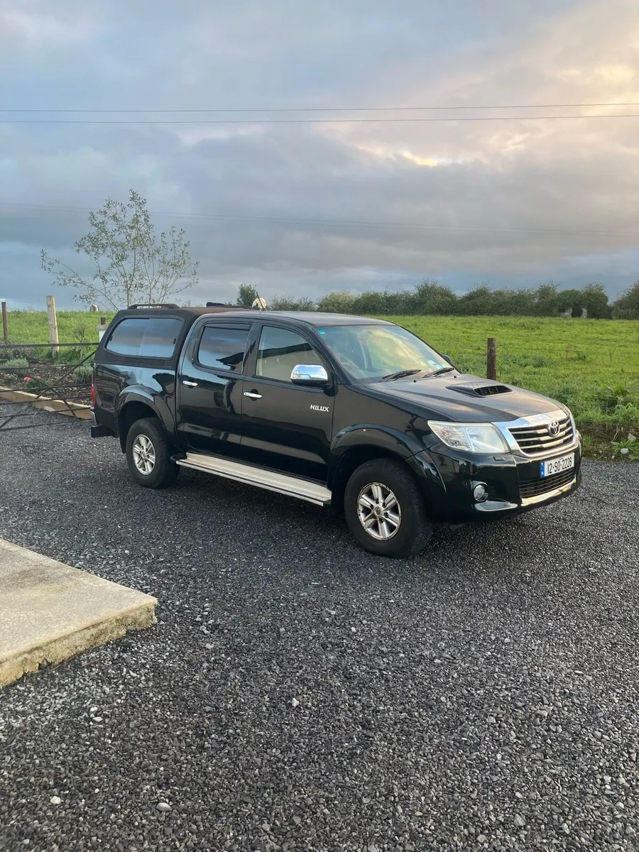 12 Toyota Hilux CVRT 05/27 - Image 1