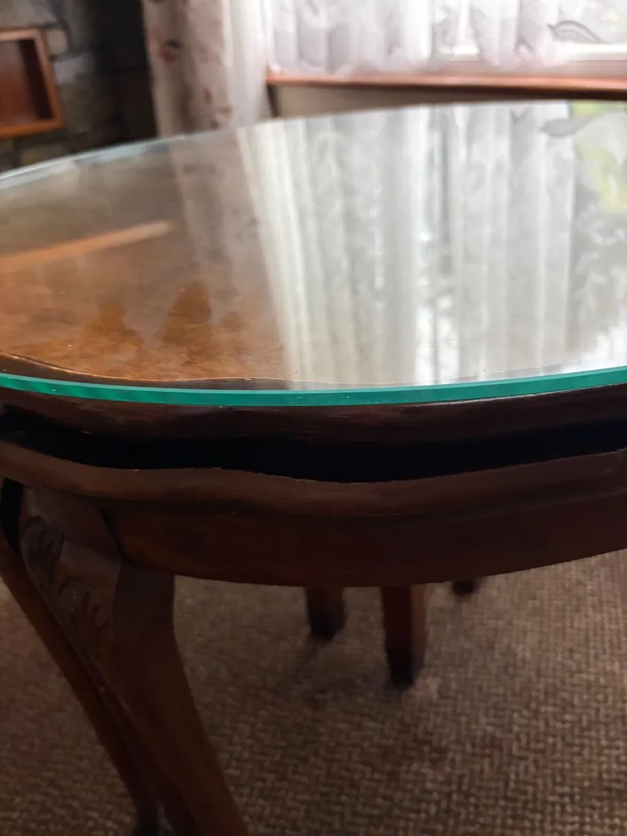 Antique mahogany table with 4 pull out individual - Image 1
