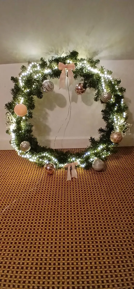 Christmas large wreath outdoors - Image 1