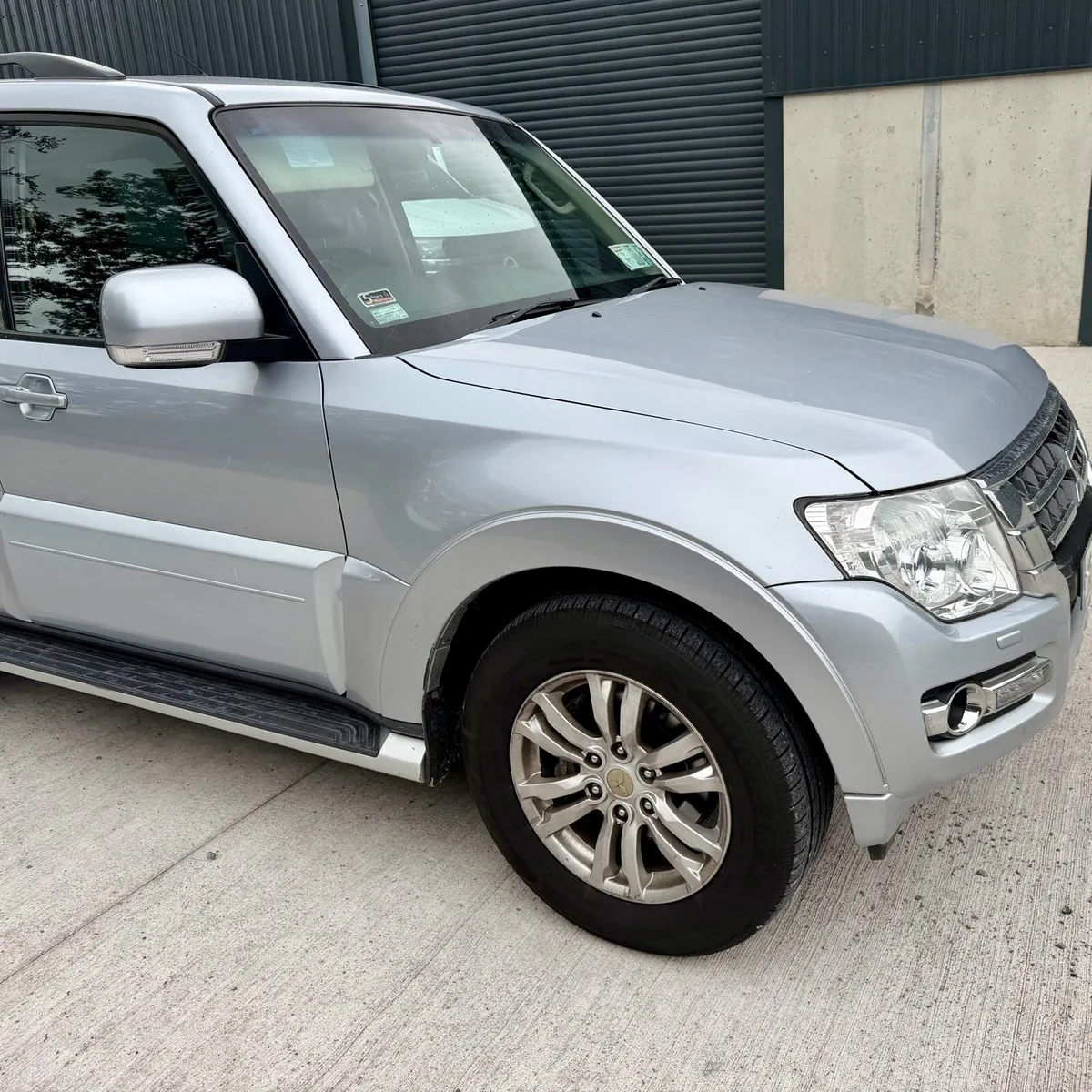Mitsubishi Pajero Commercial LWB - Image 1