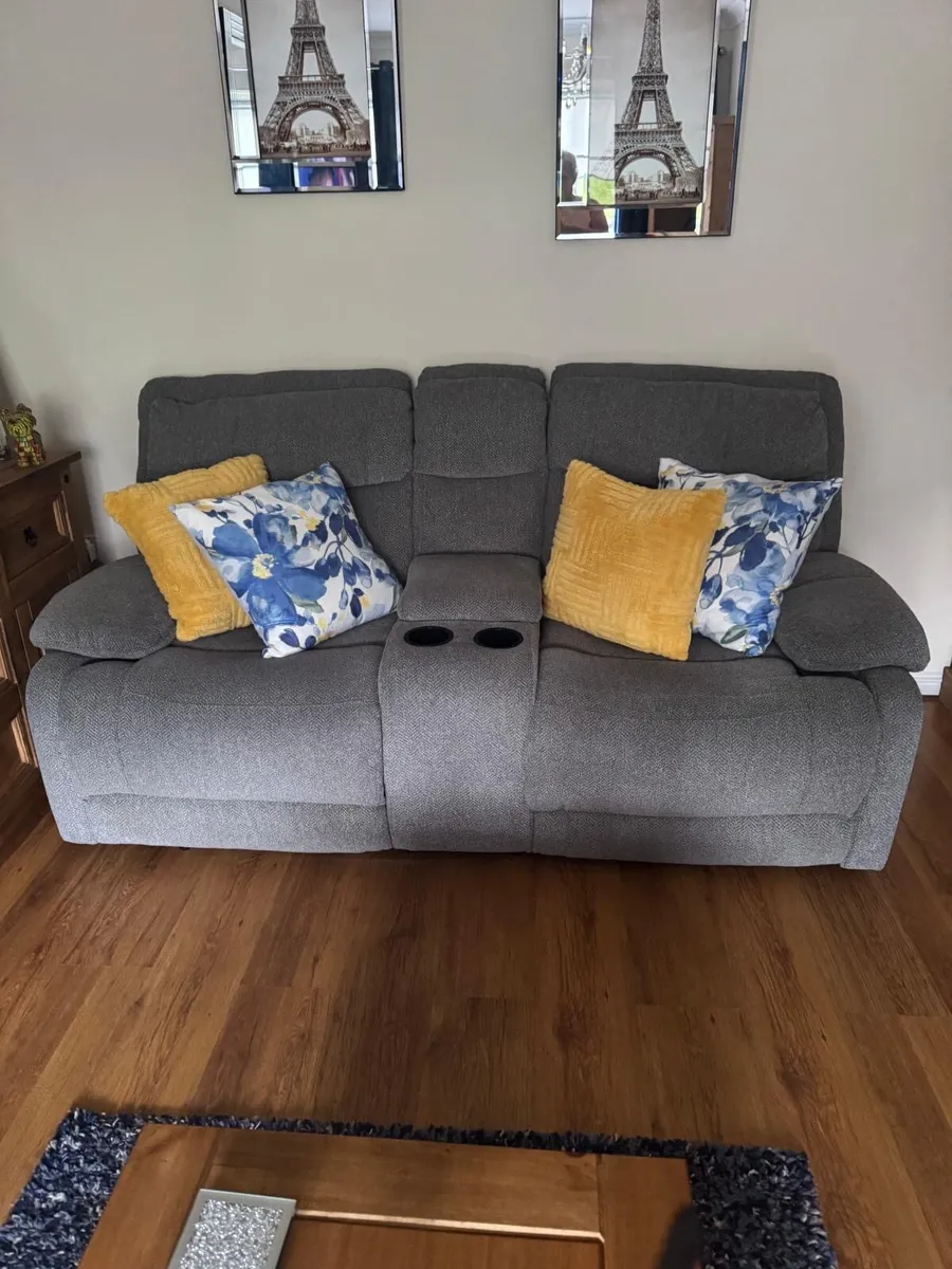Grey sofa - Image 4
