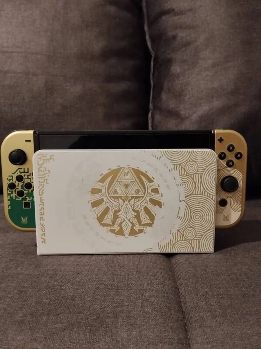 Nintendo Switch - Image 1