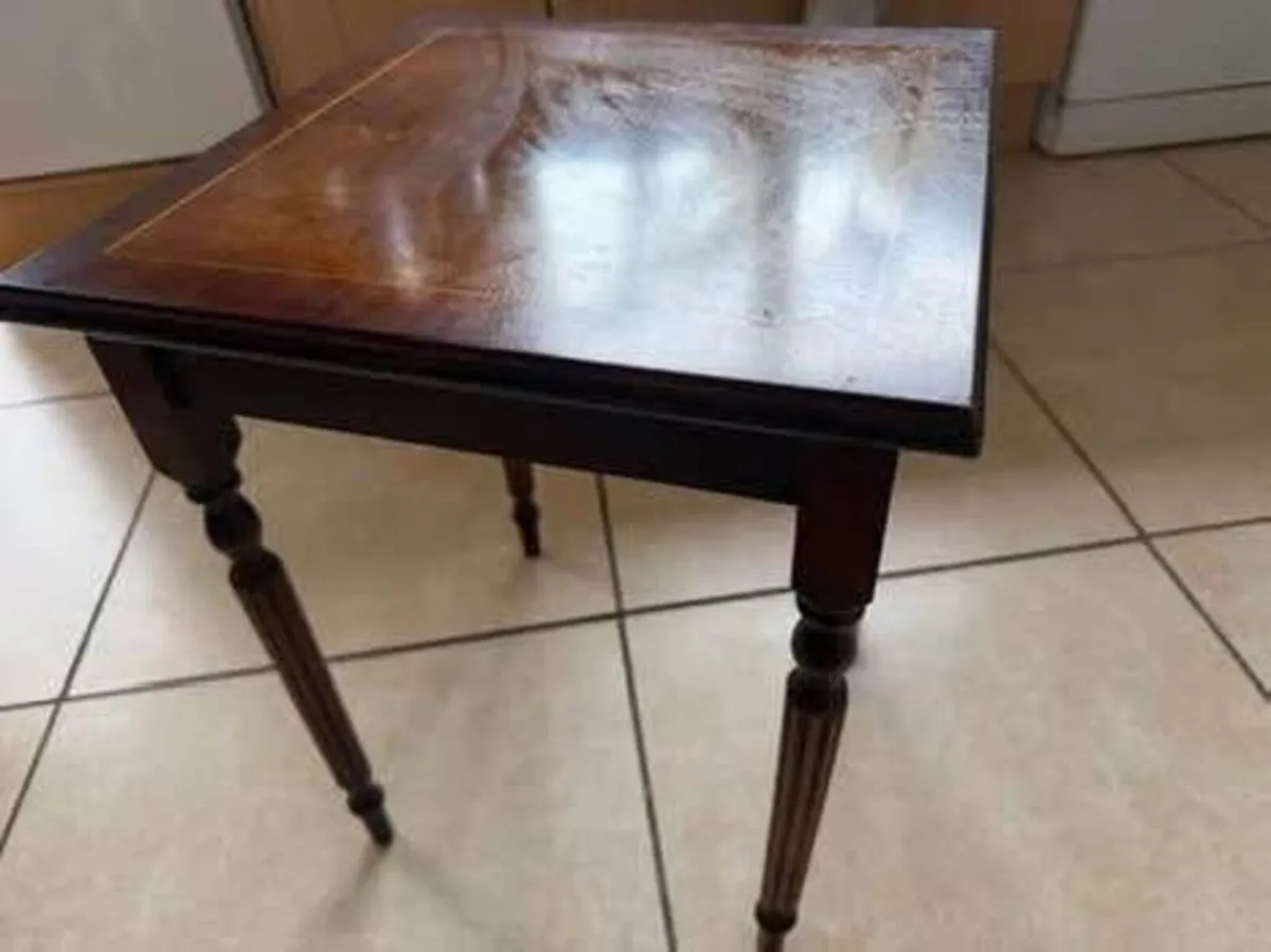 Small side table - Image 2