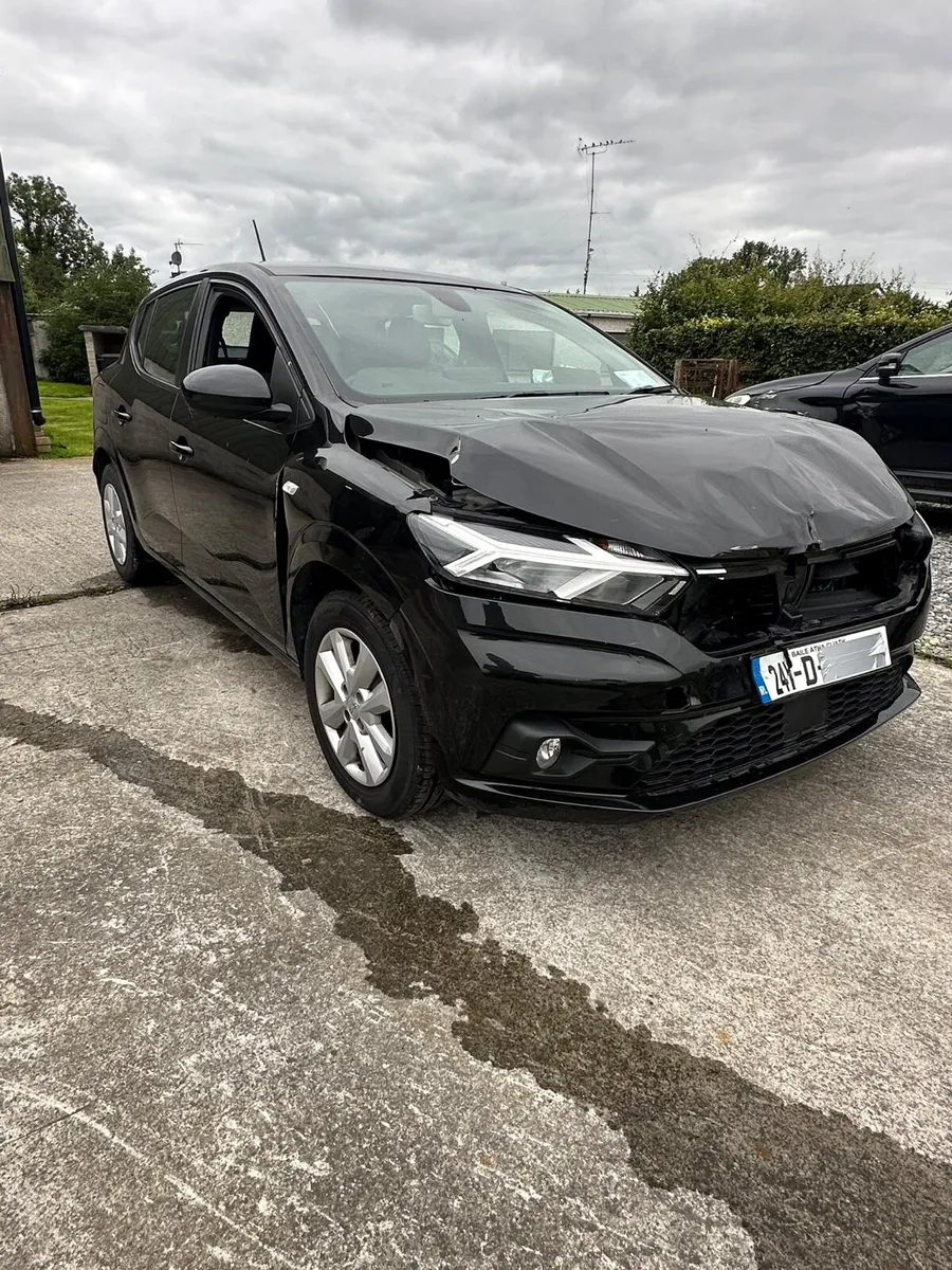 Dacia Sandero Petrol Auto 241 - Image 1