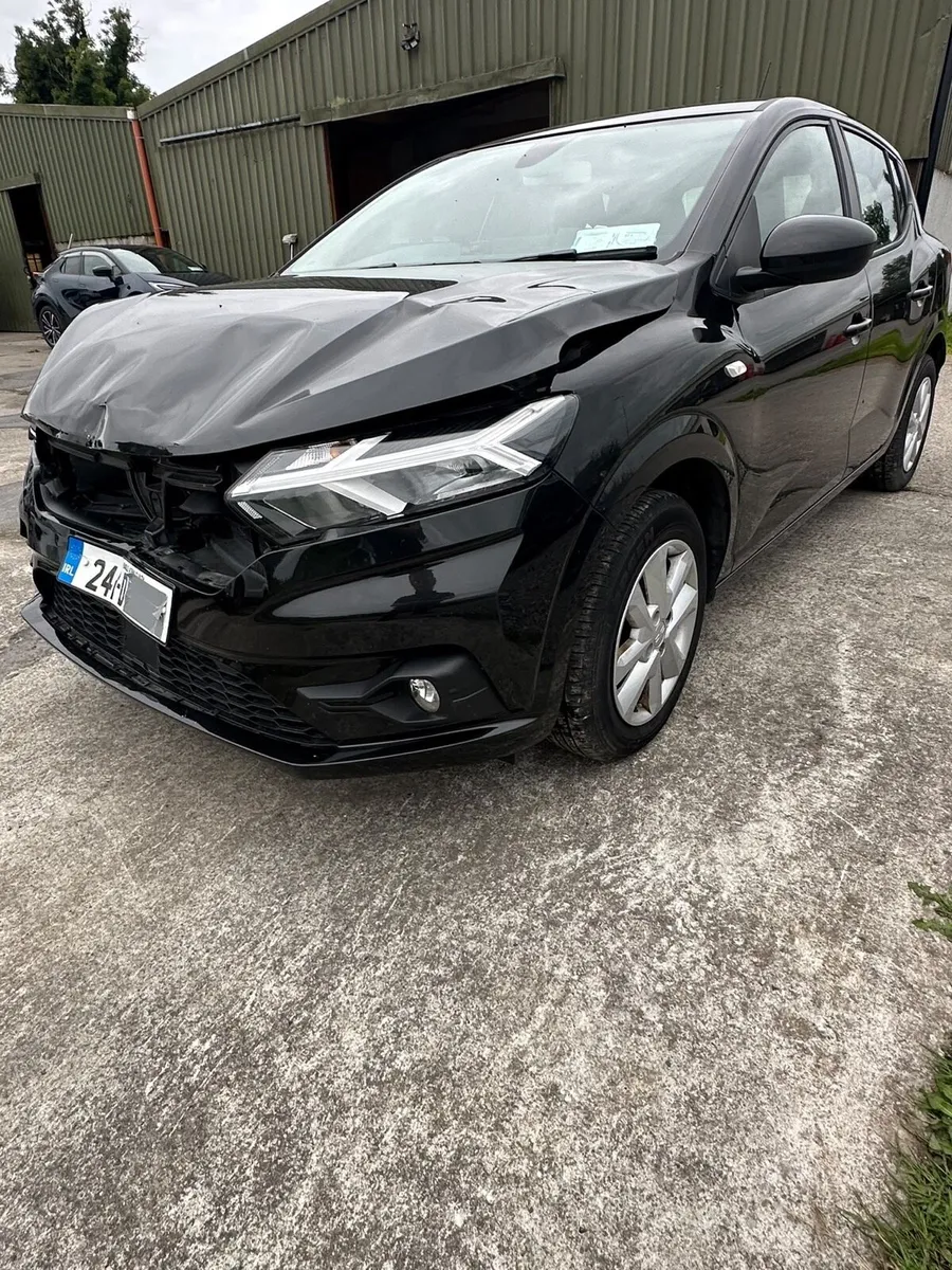 Dacia Sandero Petrol Auto 241 - Image 2