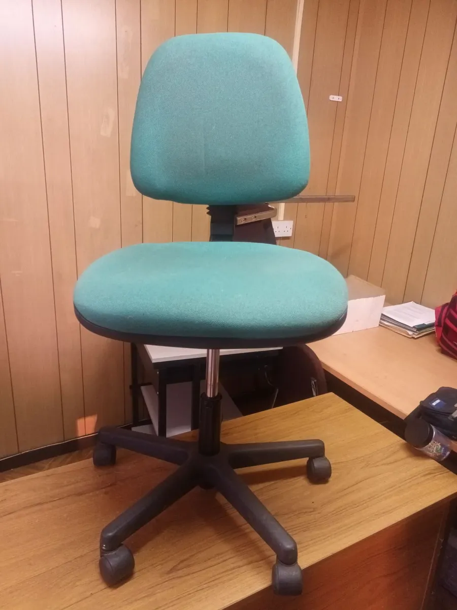Office furniture & more - Image 2