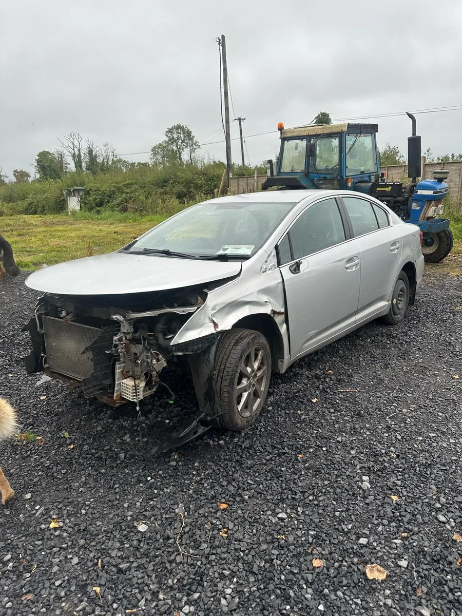 2012 Avensis breaking - Image 1