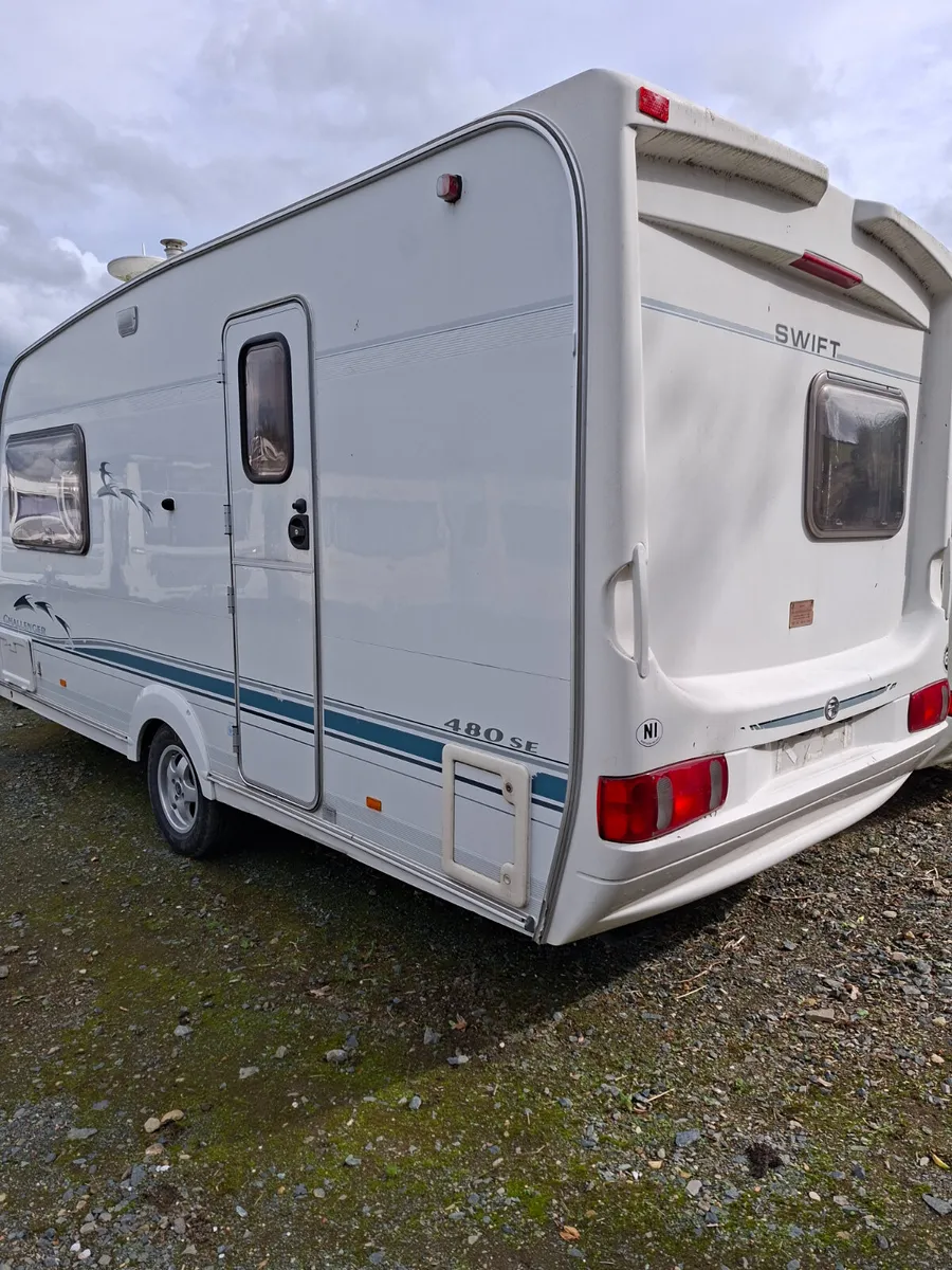 Starter 2 berth caravan - Image 2