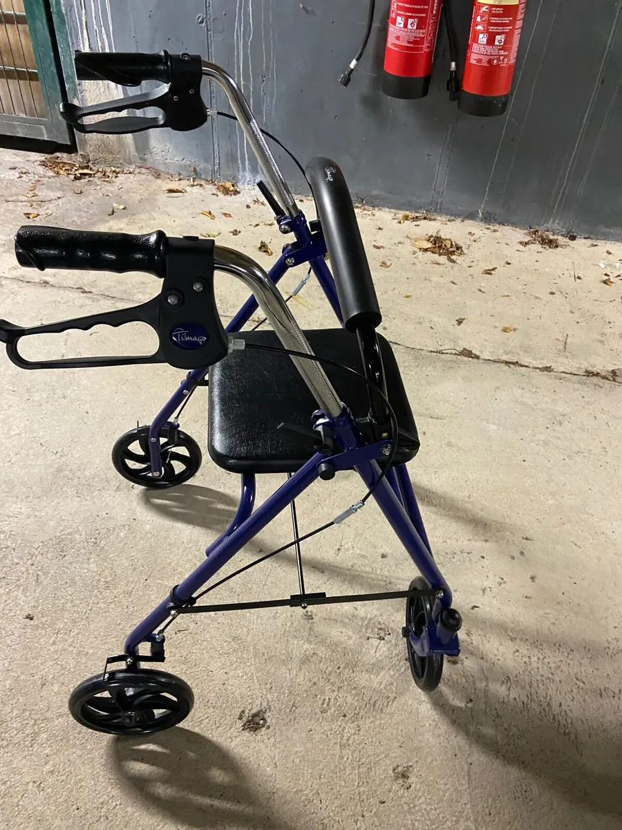 Rollator for mobility - Image 1