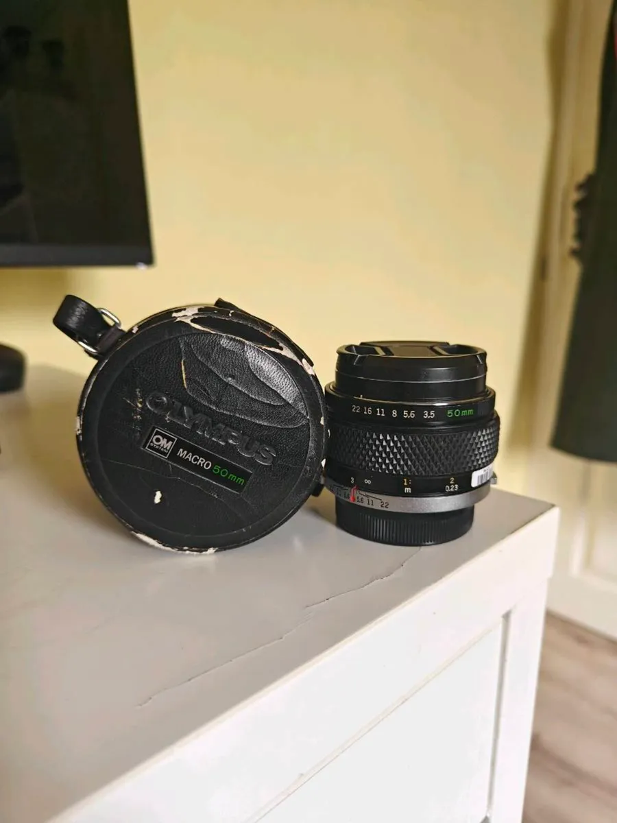 Olympus OM Zuiko 50mm f/3.5 Macro Lens - Image 1