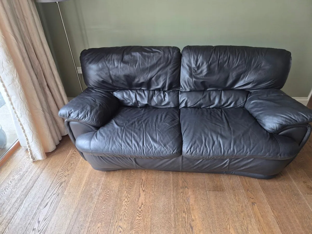 Leather suite - Image 3
