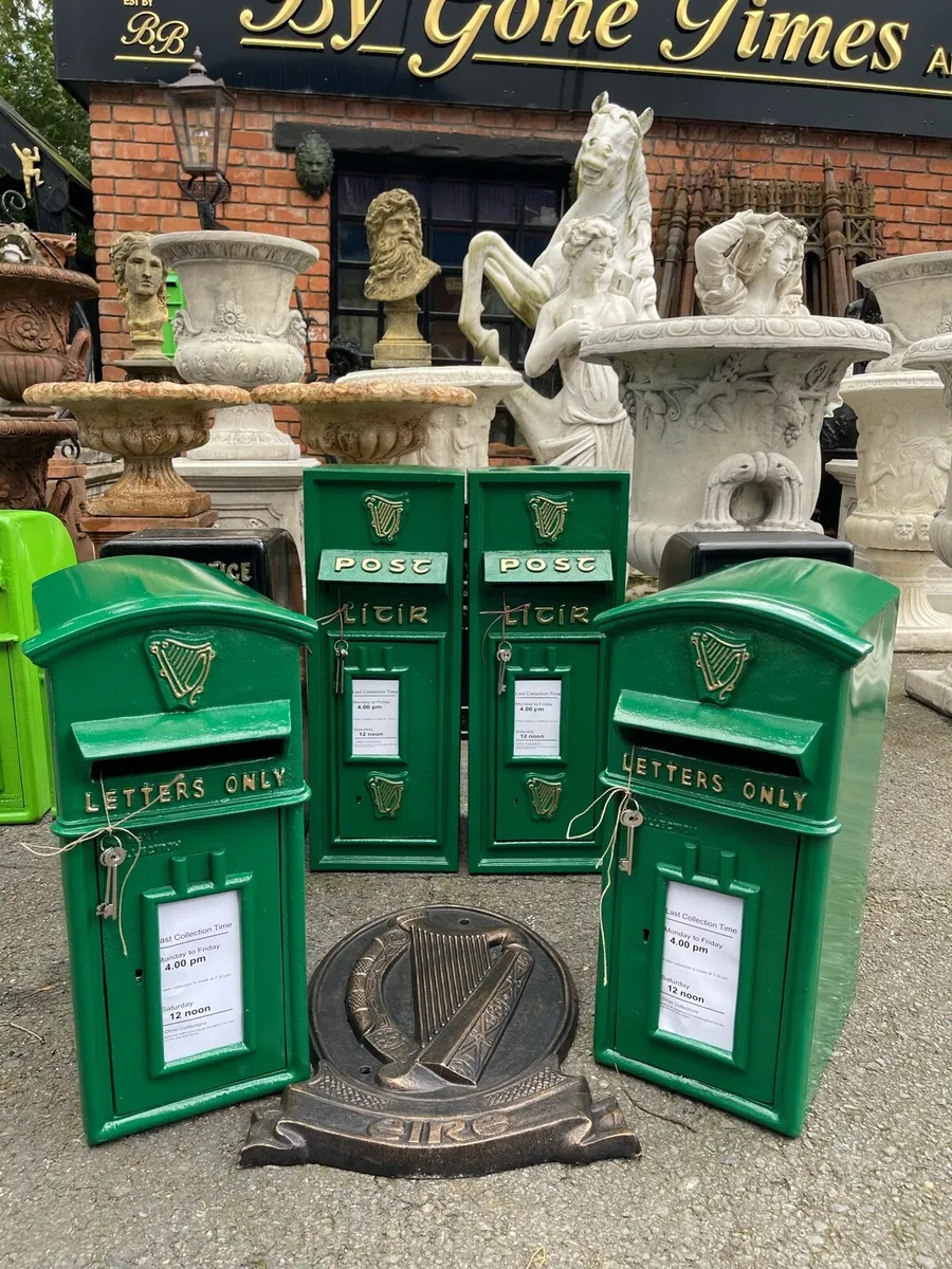 The Collins Irish post box - Image 4