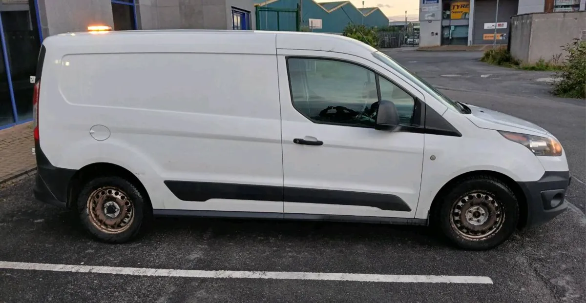 Ford Transit Connect - Image 3