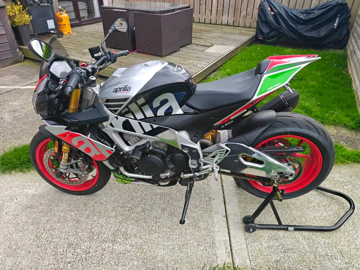 Aprilia tuono 1100 factory - Image 4