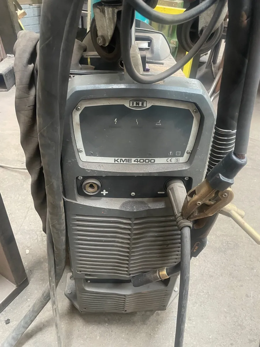 Welder - Image 2